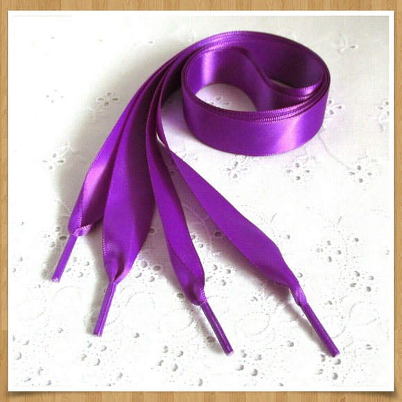 Satin Shoelaces Purple 46" Long - Picture 3 of 3